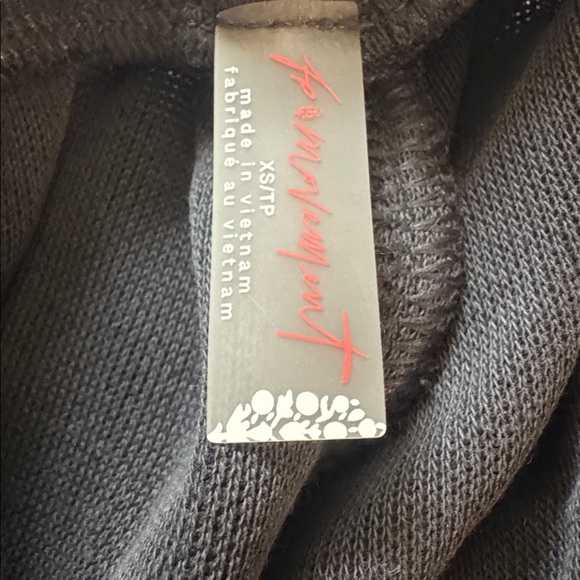 Free people movement, black momentum, balloons pants size XS - Picture 8 of 8